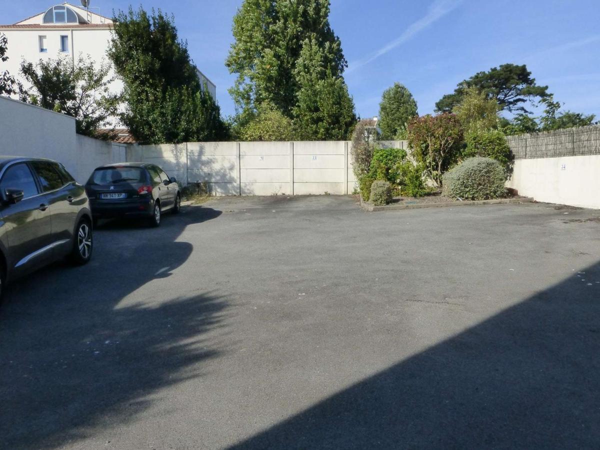 Appartement 2 Pieces Avec Parking Prive, Proche Plage Et Commerces, Saint-Gilles-Croix-De-Vie - Fr-1-224-783 Kültér fotó