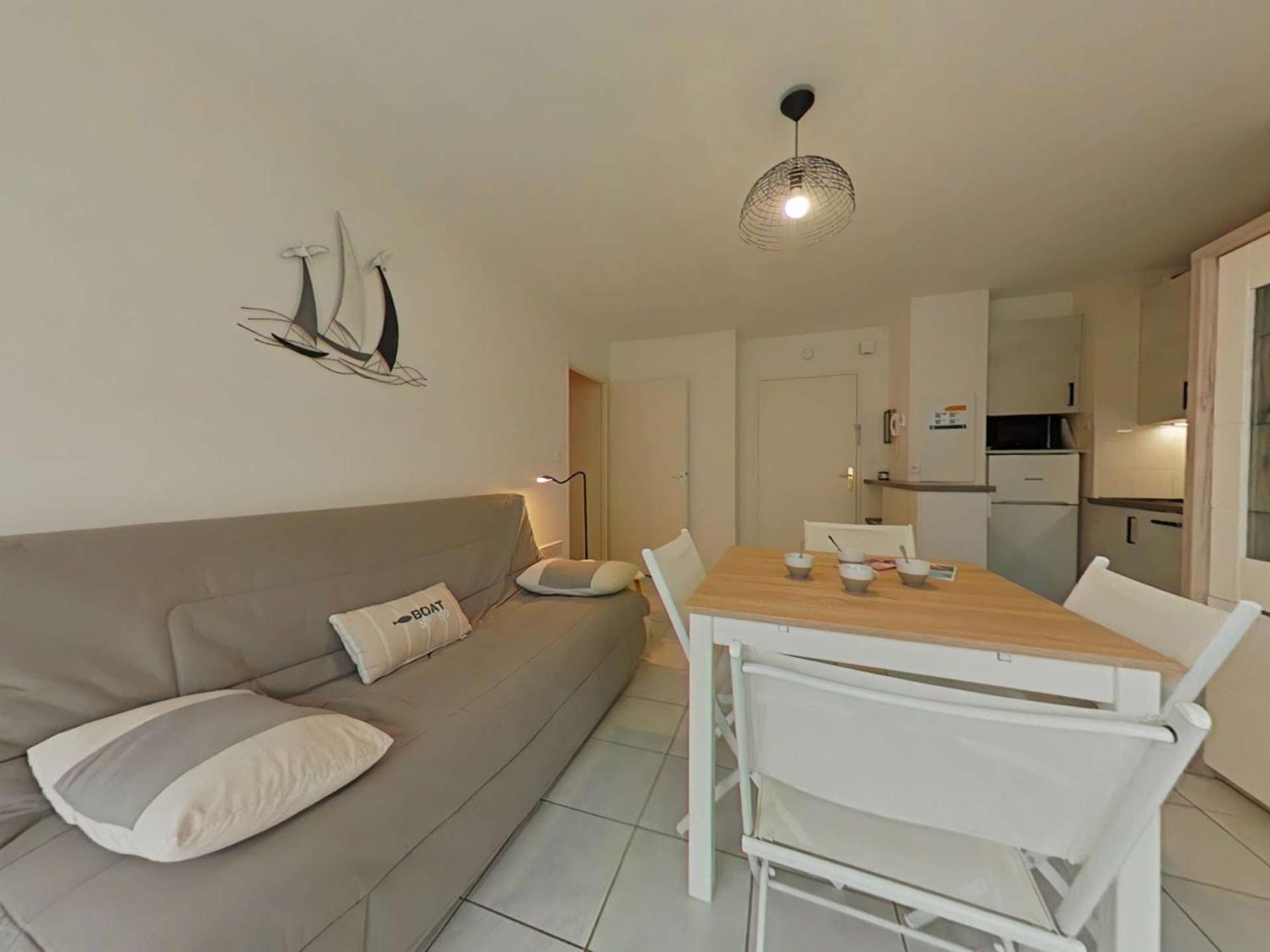 Appartement 2 Pieces Avec Parking Prive, Proche Plage Et Commerces, Saint-Gilles-Croix-De-Vie - Fr-1-224-783 Kültér fotó